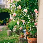 Guest house Le Prieure Sainte Croix