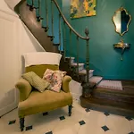 Guest house Le Prieure Sainte Croix