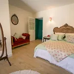 Guest house Le Prieure Sainte Croix