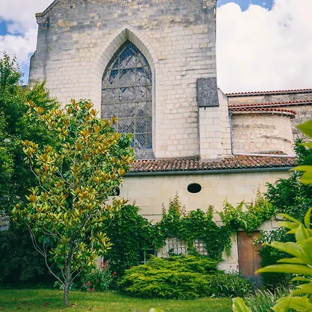 Le Prieure Sainte Croix 3* לודה