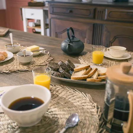 Pensjonat Le Prieure Sainte Croix 3*