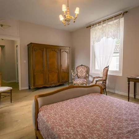 Le Prieure Sainte Croix